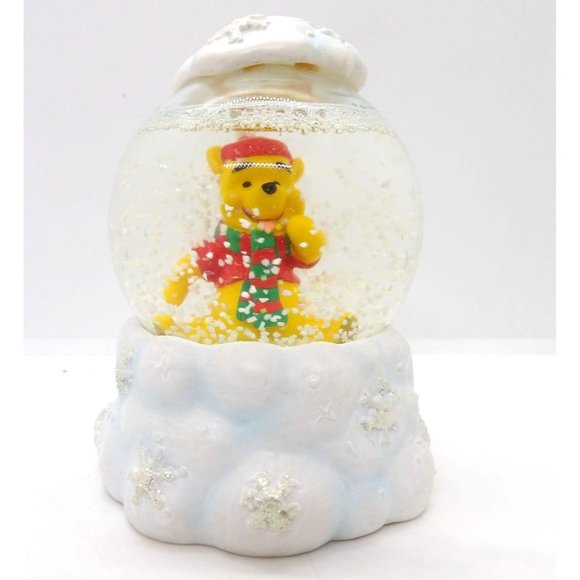 Winnie the Pooh Mini Snow Globe preowned - Picture 1 of 4